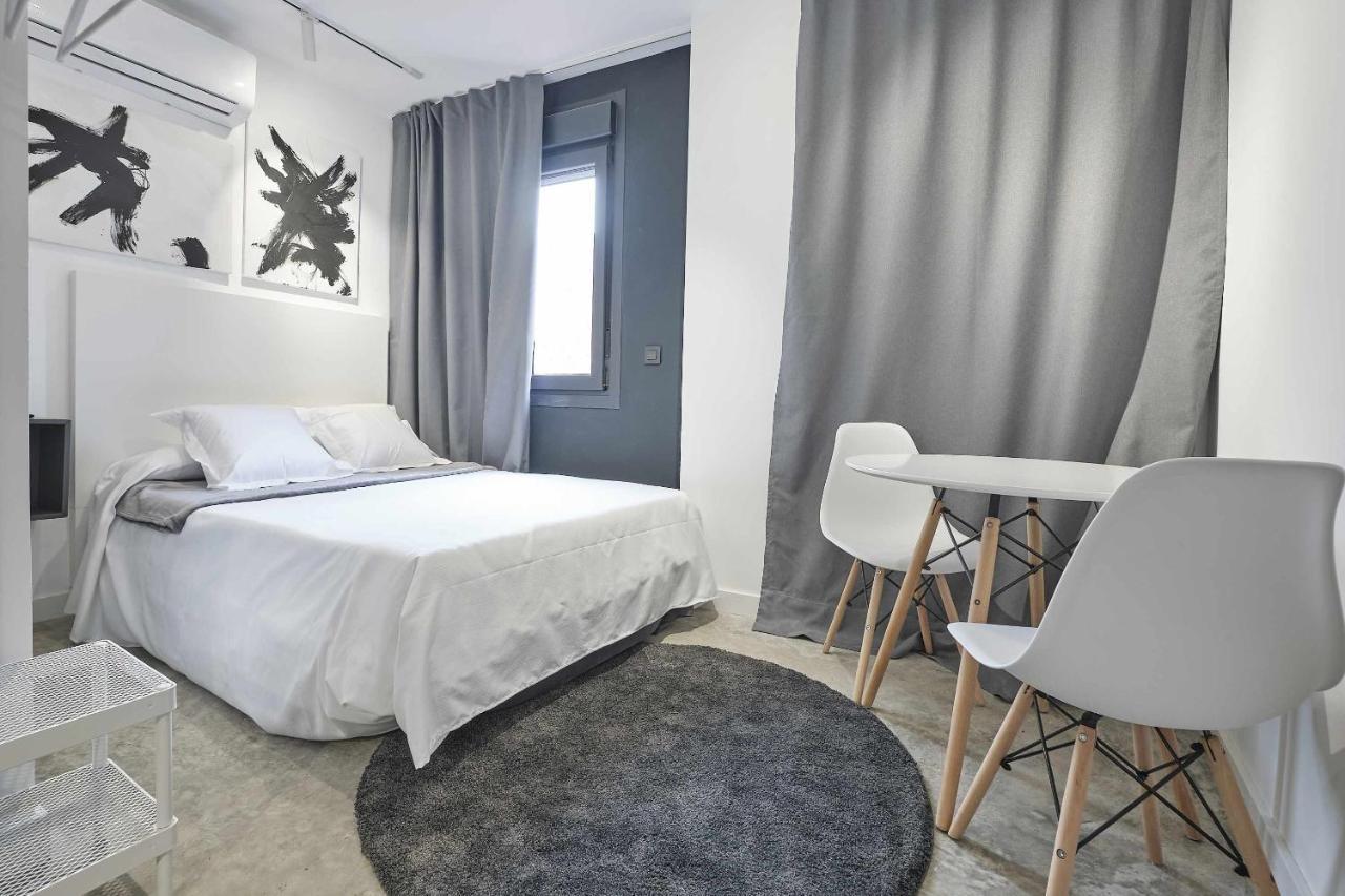 Апартаменты Giralda Modern & Luxury Севилья Экстерьер фото