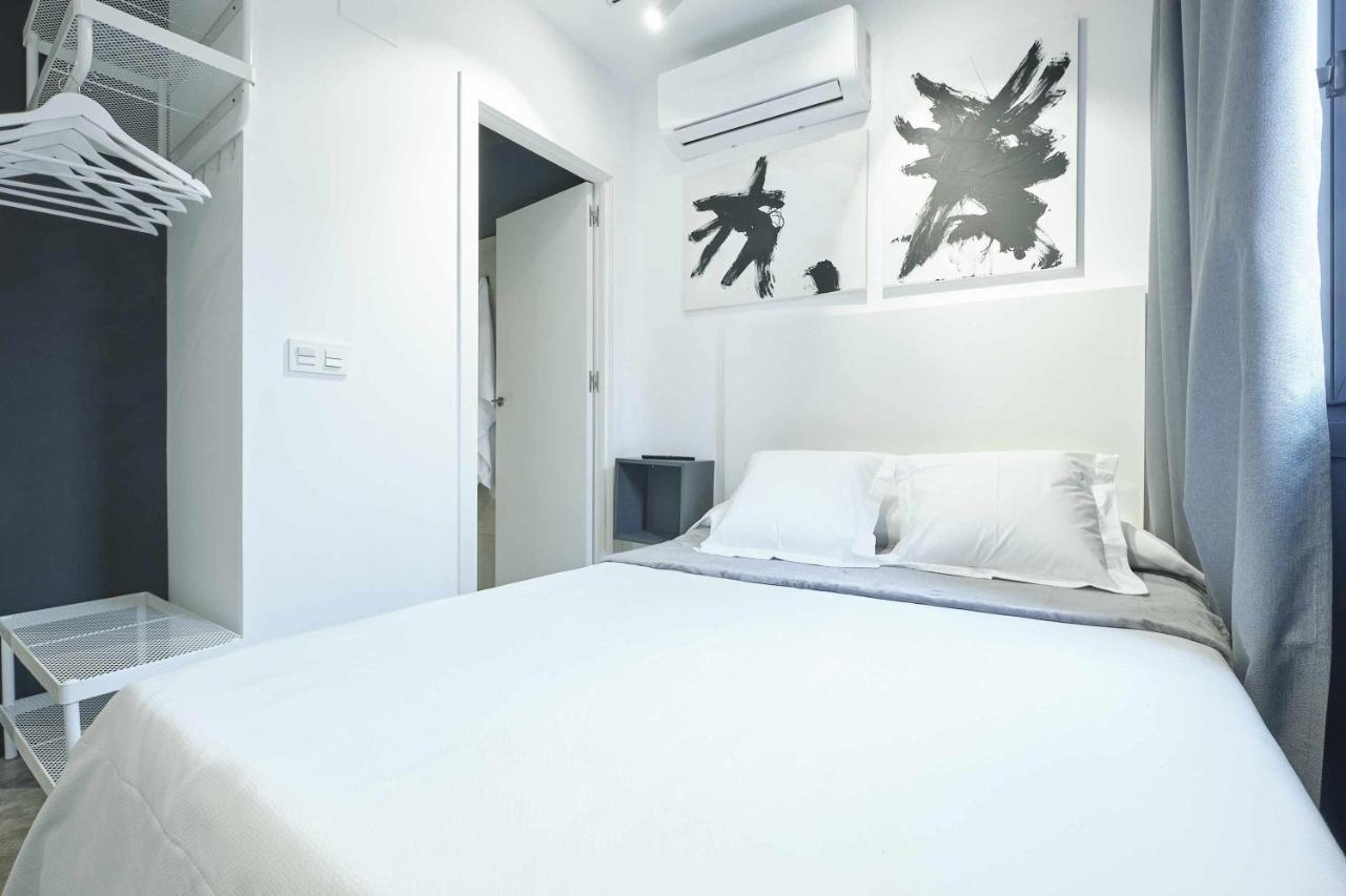 Апартаменты Giralda Modern & Luxury Севилья Экстерьер фото
